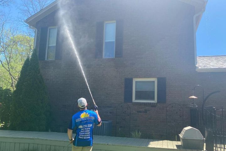 Roof Cleaning Company Near Me in Richmond MI 40